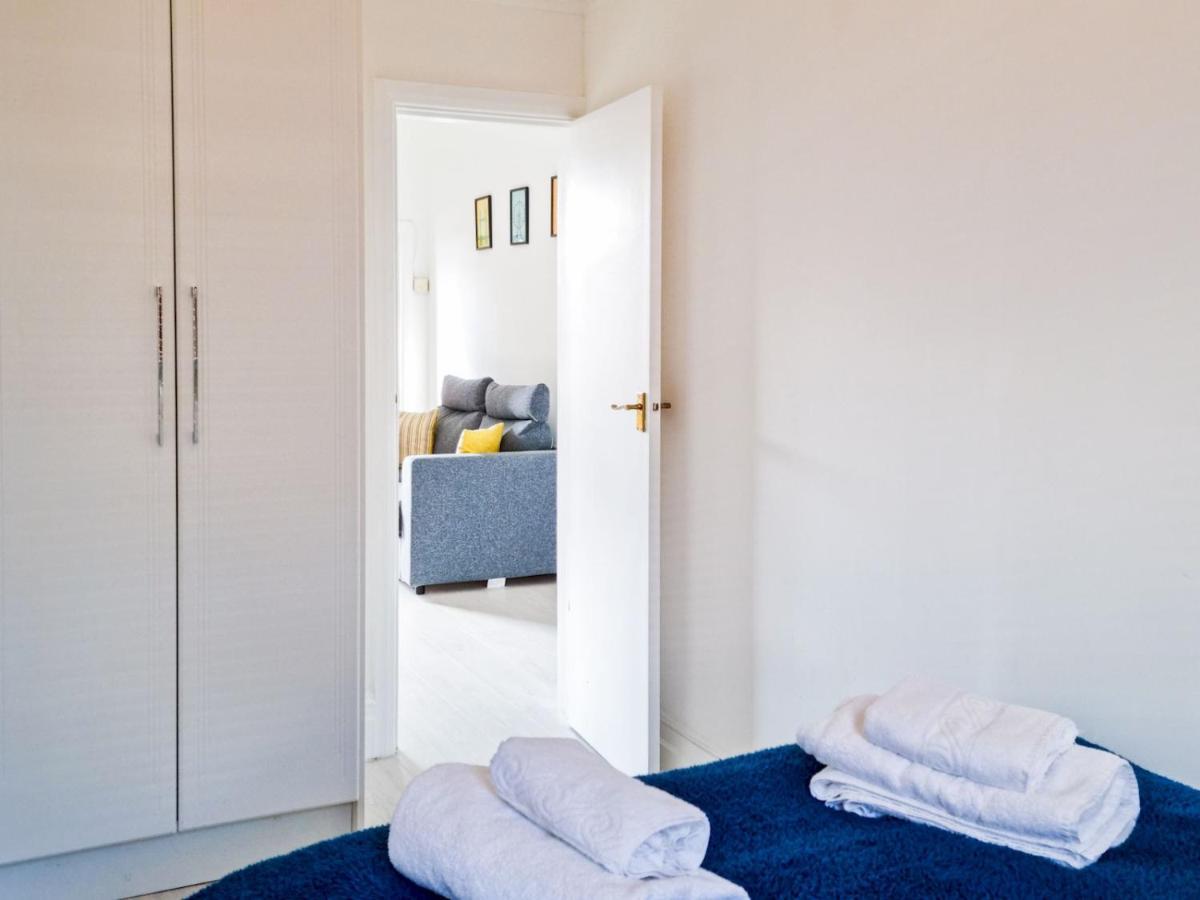 Pass The Keys Wimbledon Hideaway Apartman London Kültér fotó